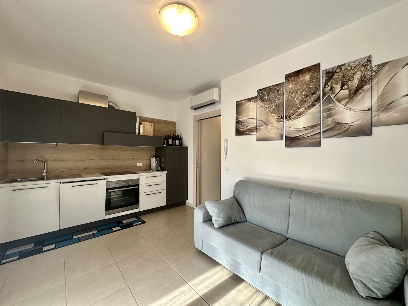 Bilocale in vendita a Sirmione