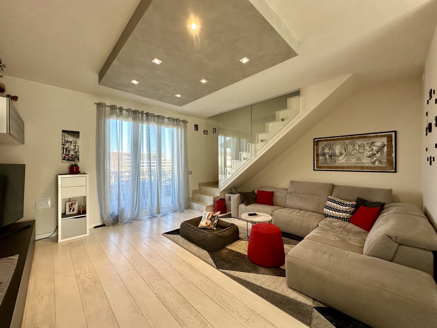 Trilocale arredato in affitto a Peschiera del Garda