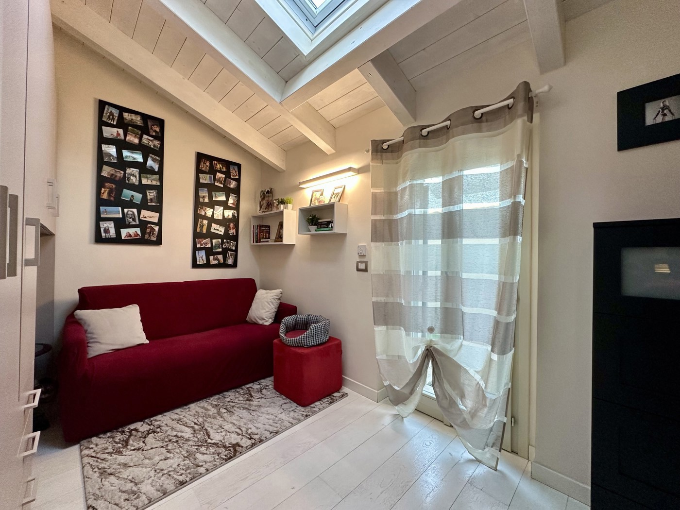 Trilocale arredato in affitto a Peschiera del Garda