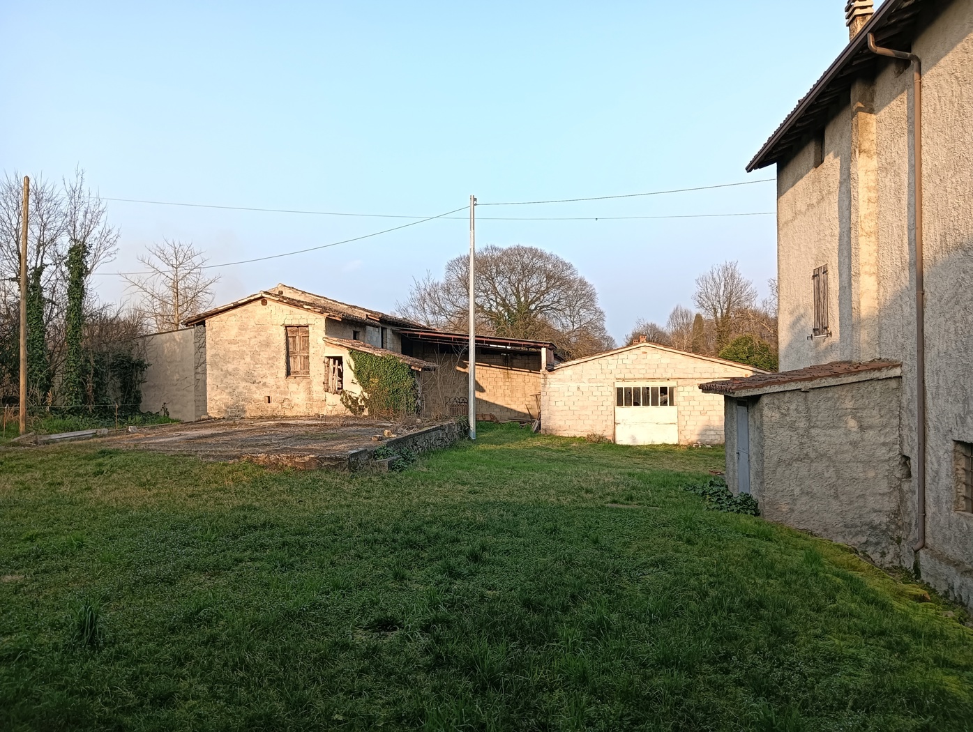 Rustico con giardino a Monzambano