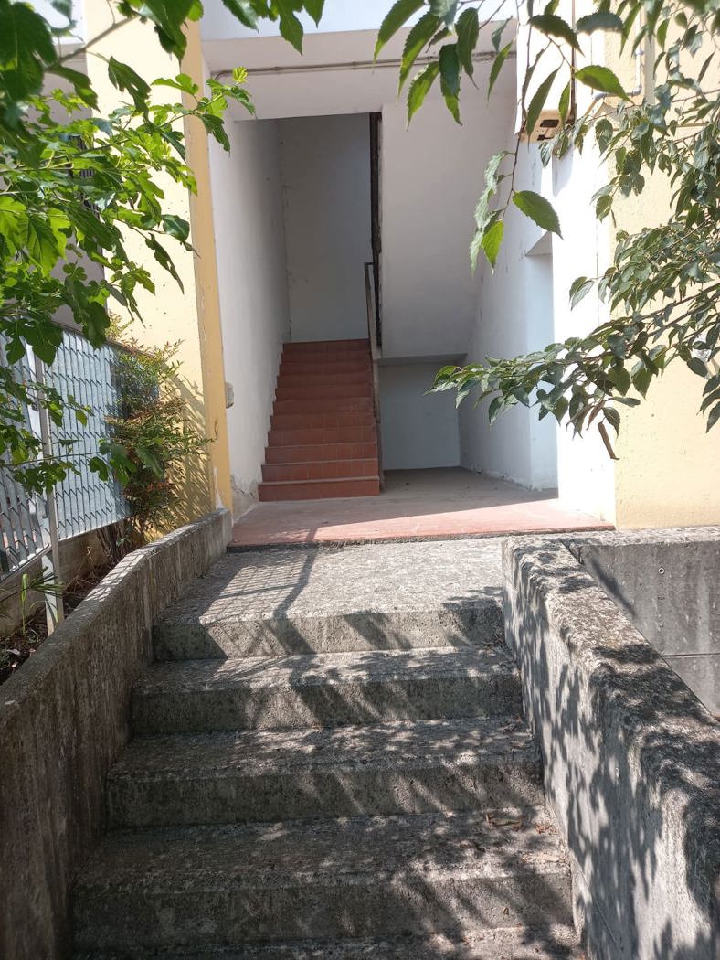 Capannone in vendita a Peschiera del Garda