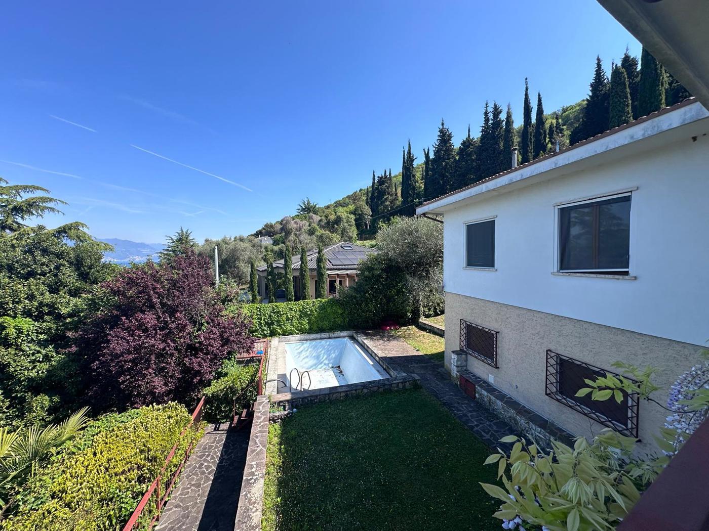 Villa vista lago a Torri del Benaco