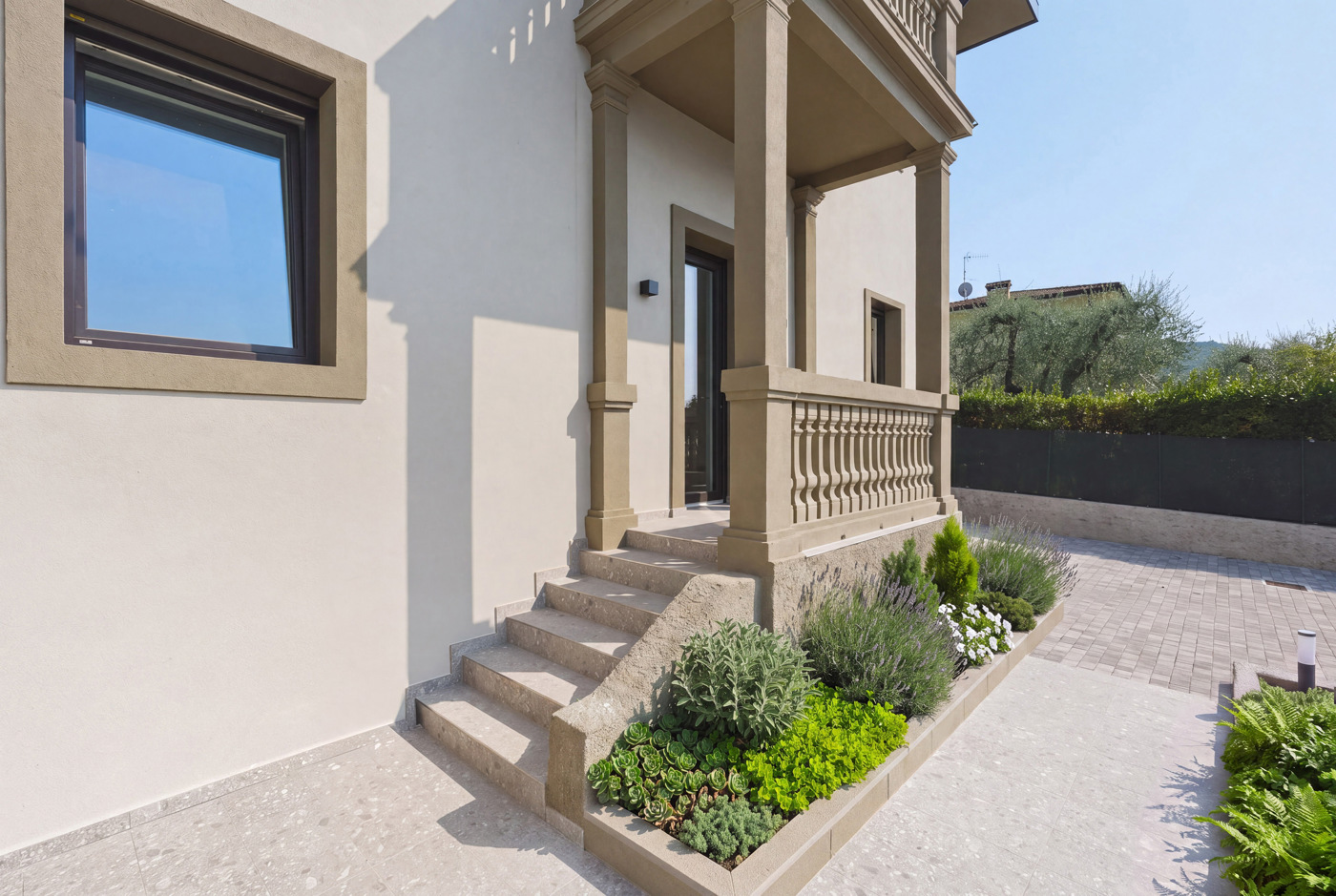 Trilocale con giardino a Torri del Benaco