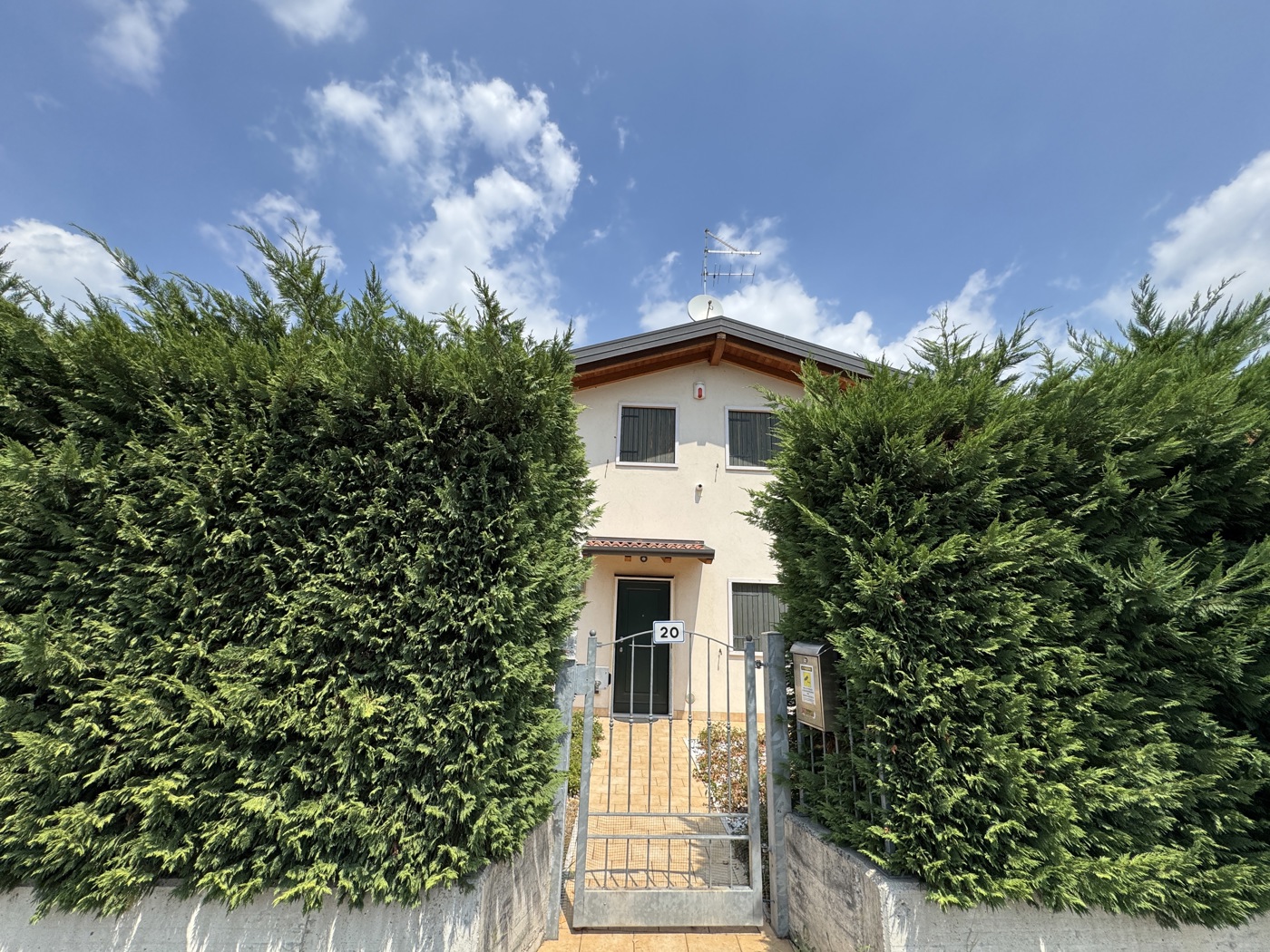 Villa con giardino a Valeggio sul Mincio