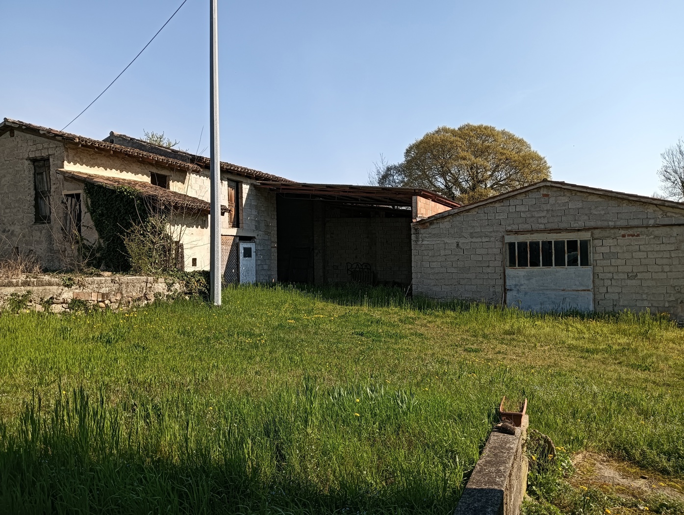 Rustico con giardino a Monzambano