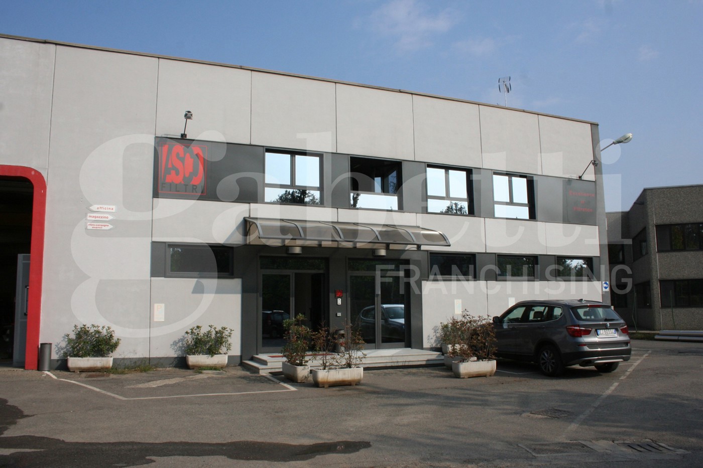 Capannone in vendita a Rozzano