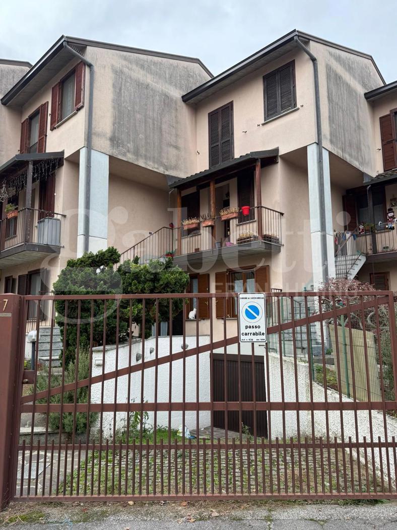 Villa in vendita a Lacchiarella