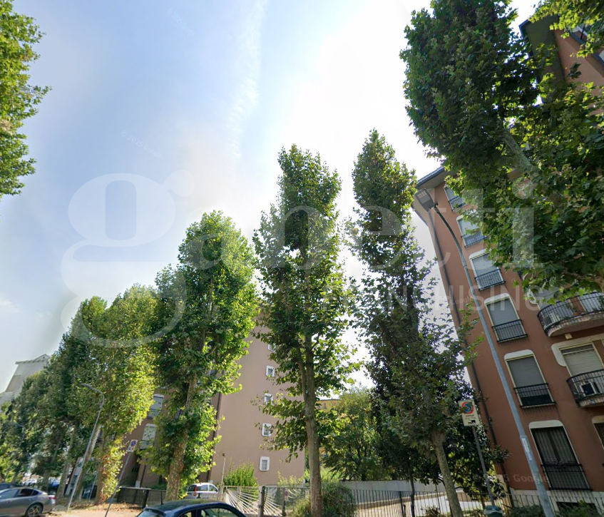 Box/Garage 17mq in vendita a Rozzano