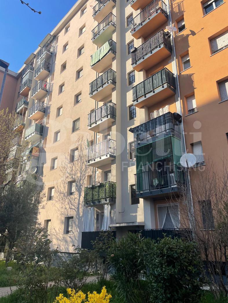 Trilocale da ristrutturare a Rozzano