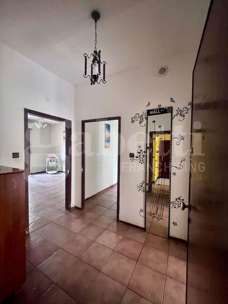 Trilocale da ristrutturare a Rozzano