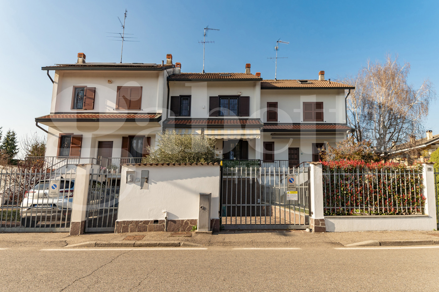Villa con giardino a Cisliano