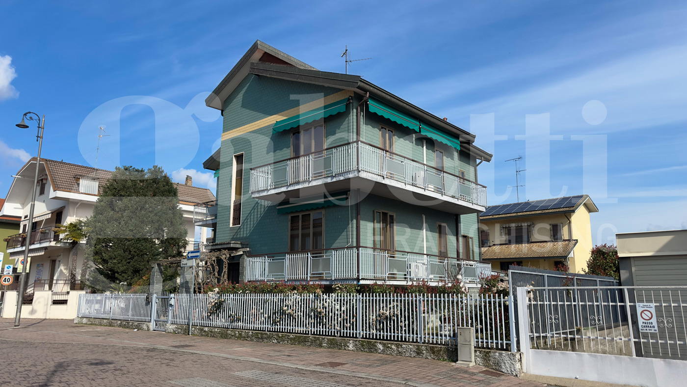 Villa Bifamiliare in vendita a Pieve Emanuele