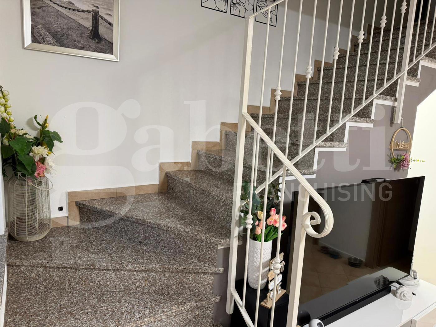 Villa in vendita a Vellezzo Bellini