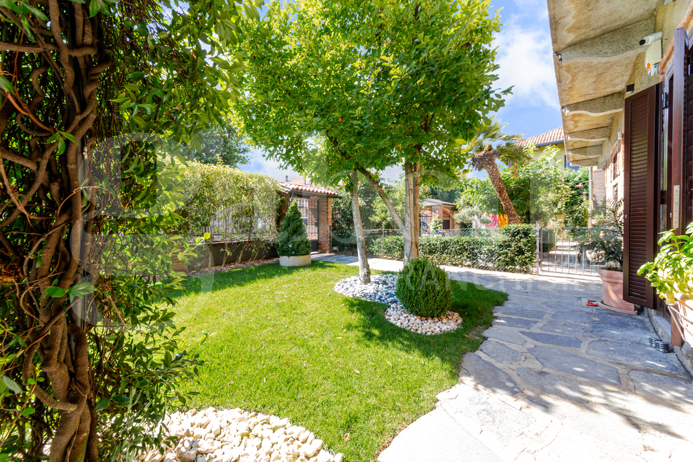Villa Bifamiliare in vendita a Rozzano