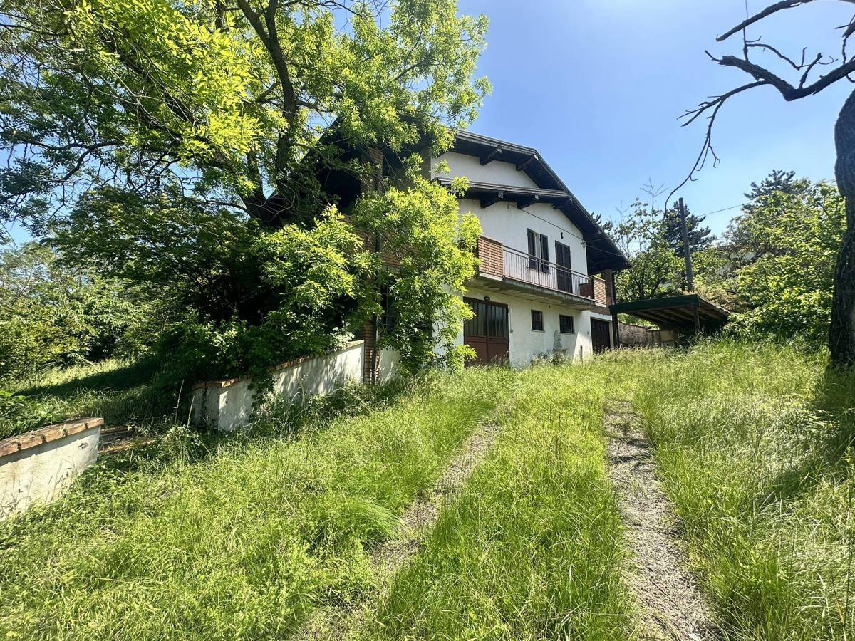 Villa in vendita a Colli Verdi