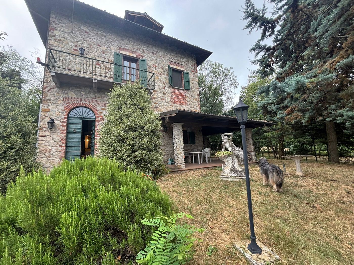 Villa con giardino a Santa Maria della Versa