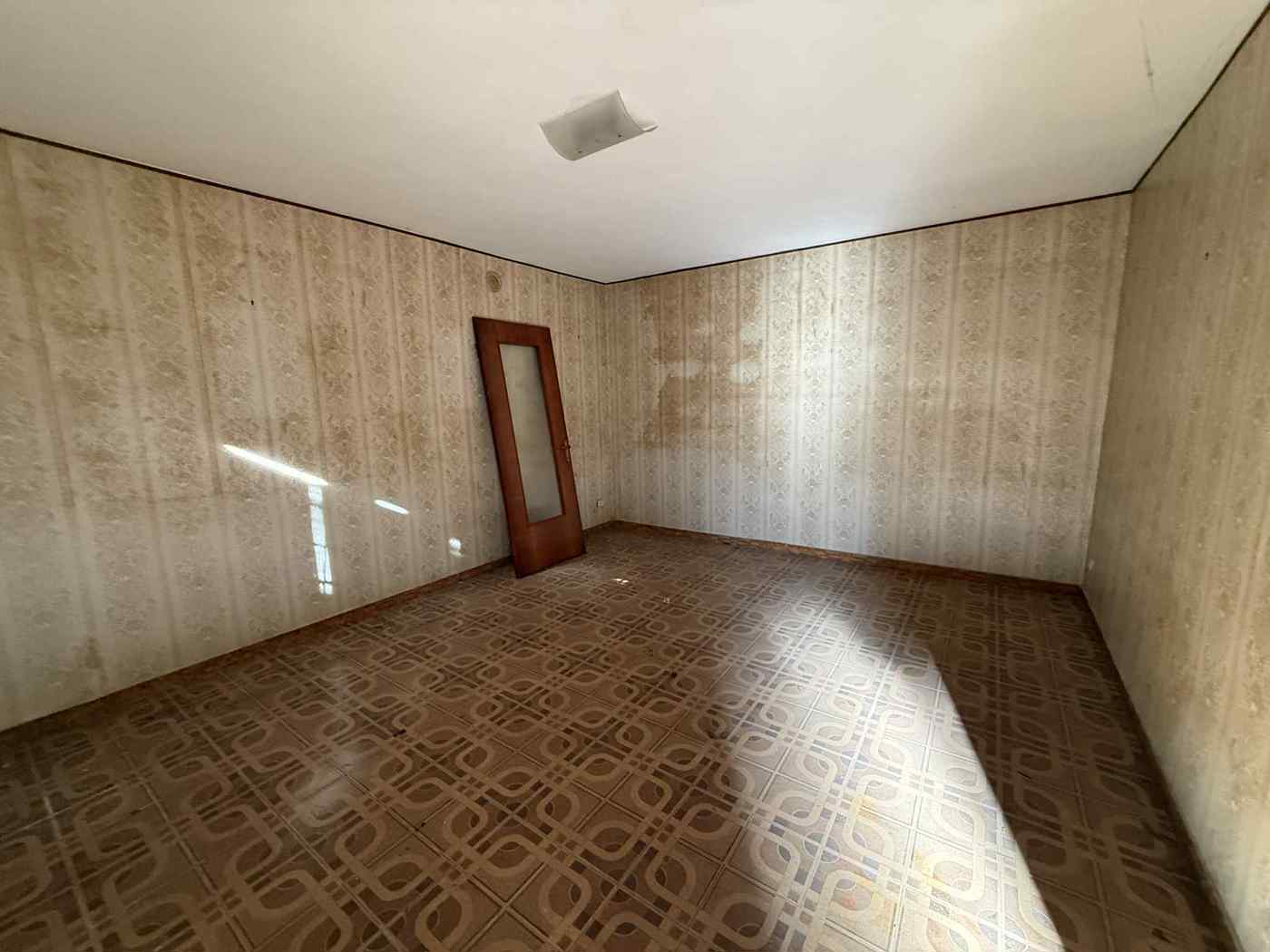 Rustico da ristrutturare a Zenevredo