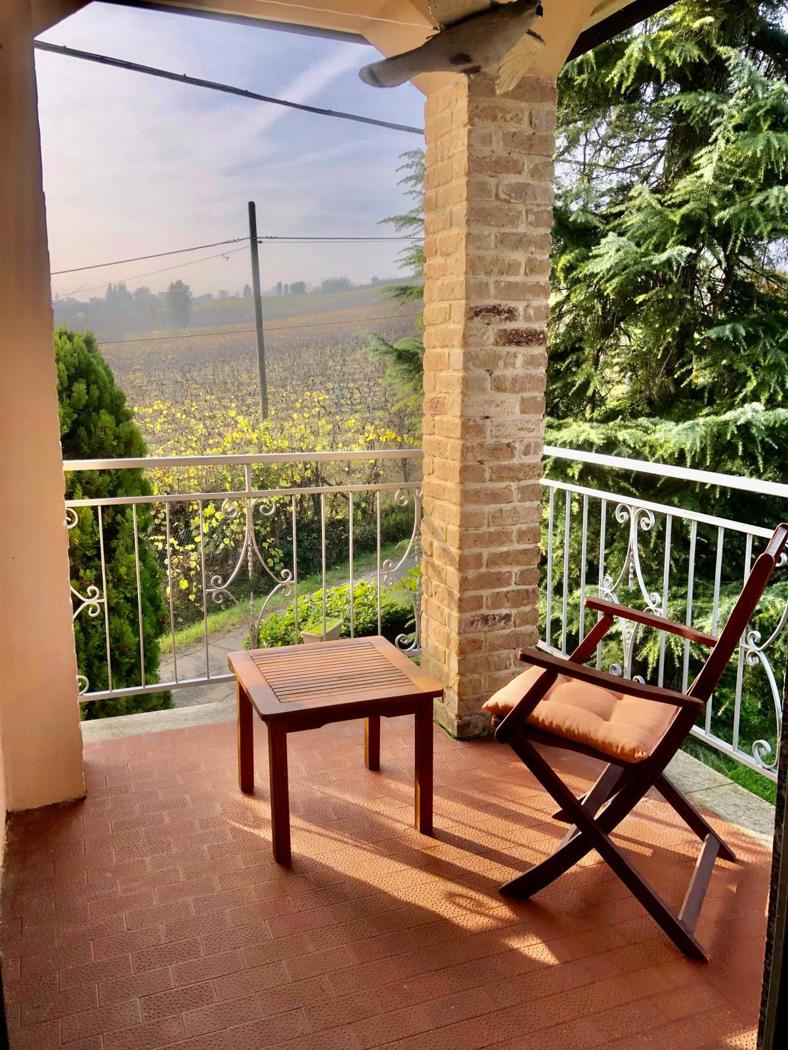 Casa indipendente con giardino a Castana