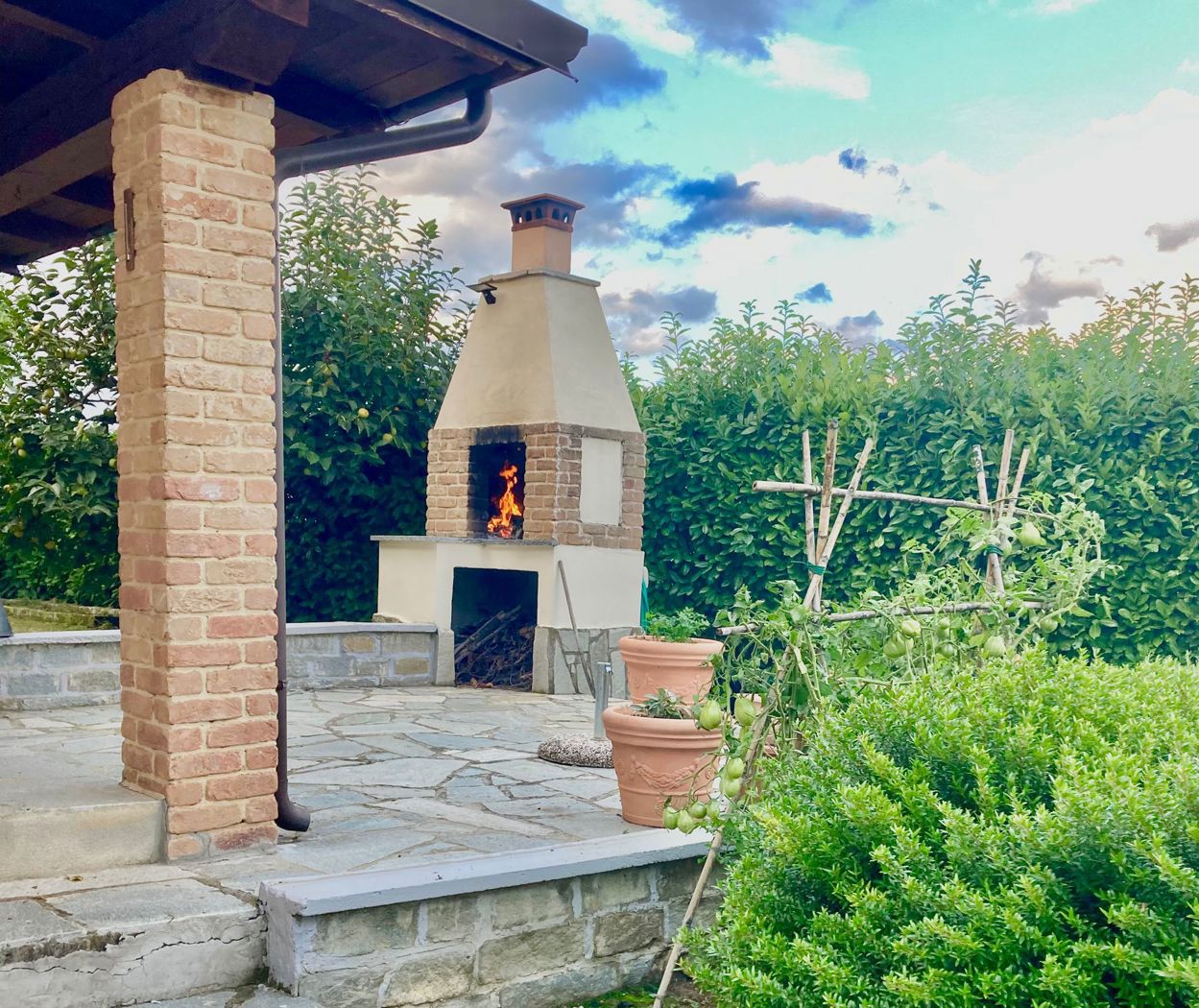 Casa indipendente con giardino a Castana