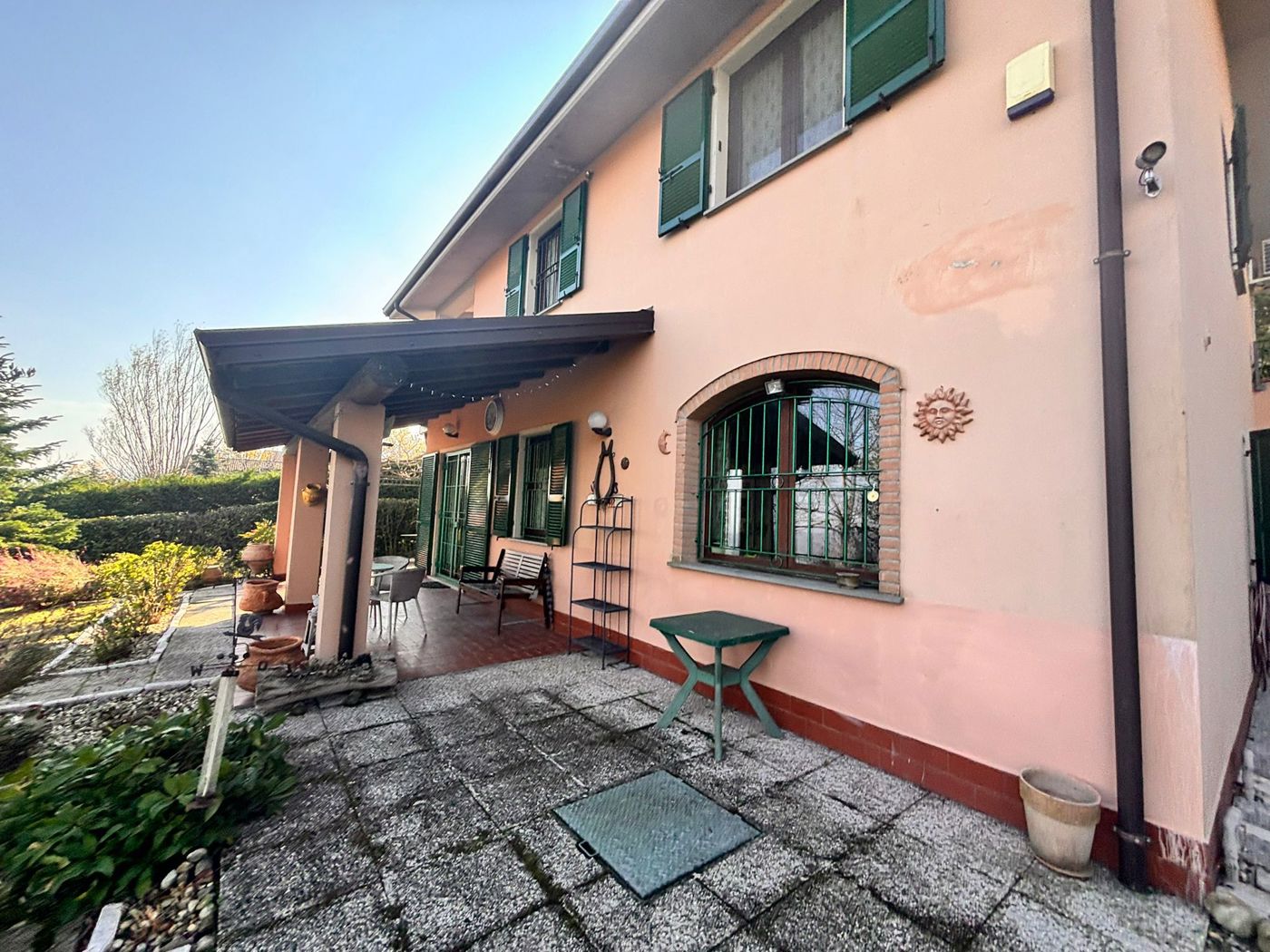 Villa con giardino a Colli Verdi