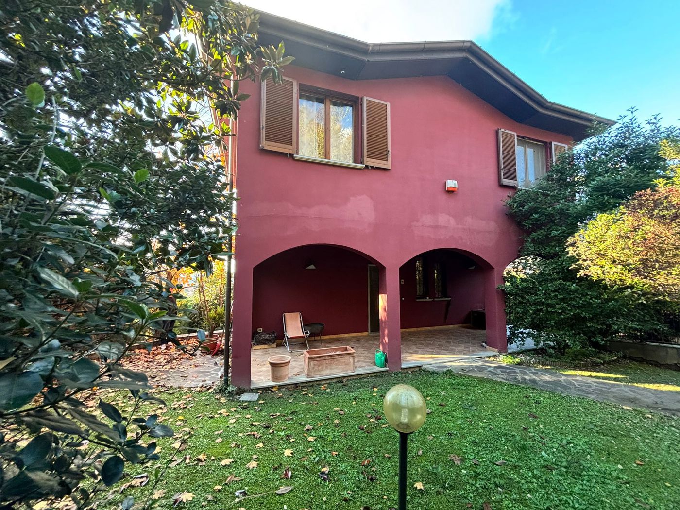 Villa con giardino a Canneto Pavese