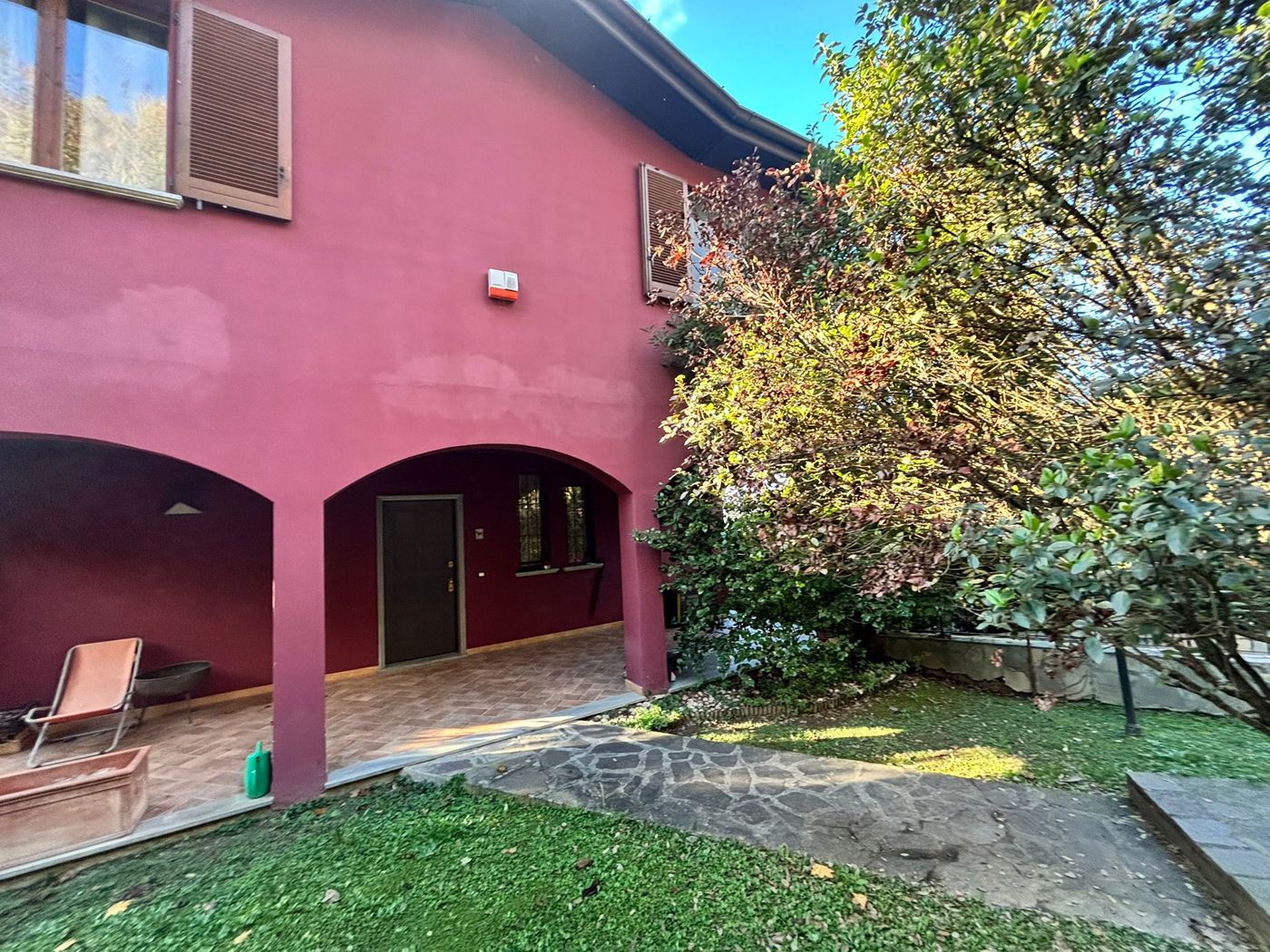 Villa con giardino a Canneto Pavese