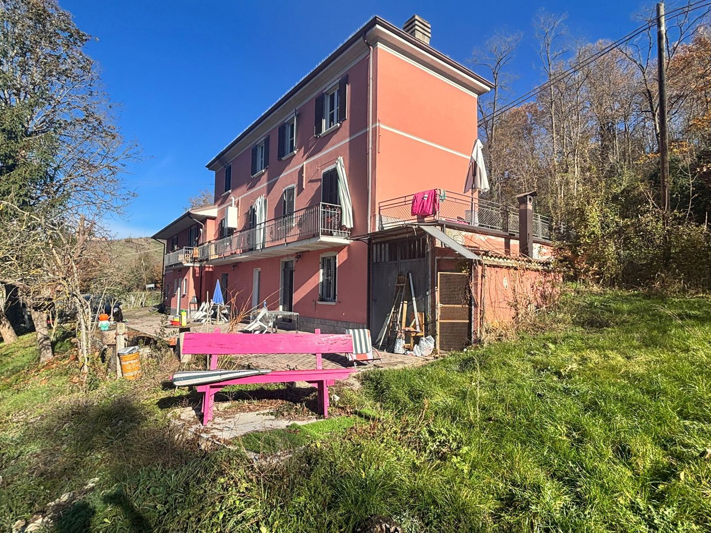 Rustico con giardino a Montalto Pavese