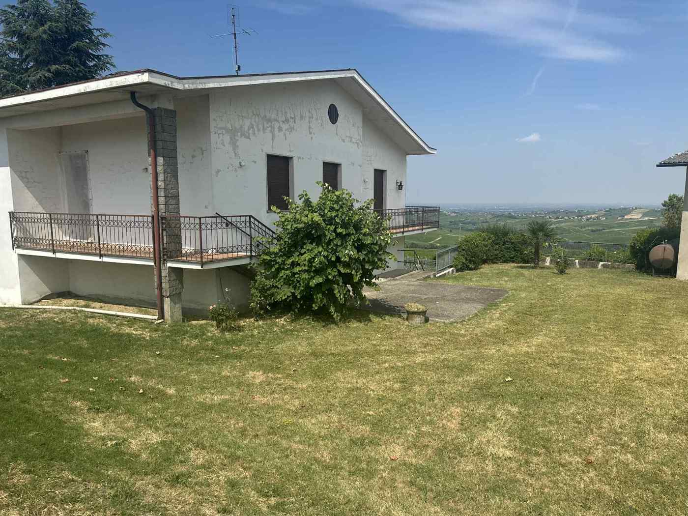 Villa con giardino a Santa Maria della Versa