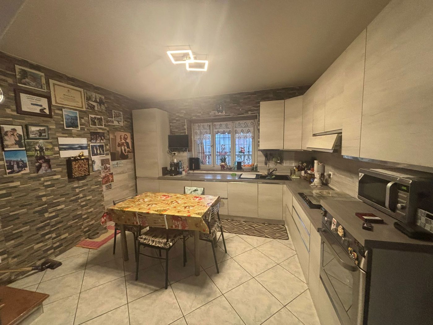 Rustico con giardino a Broni