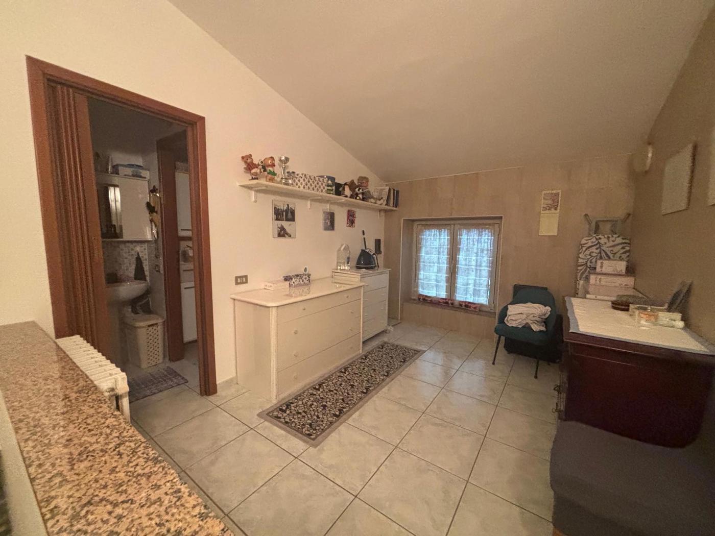 Rustico con giardino a Broni