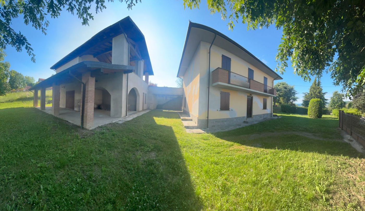 Casa indipendente con giardino a Colli Verdi