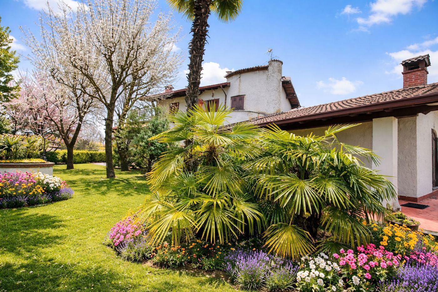 Villa con giardino a Volpara
