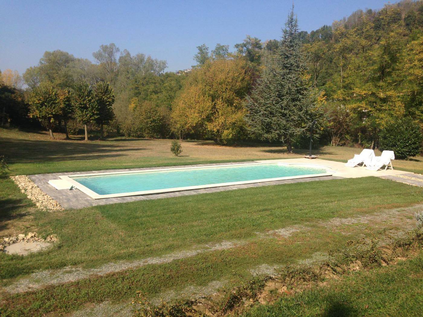Villa con giardino a Mornico Losana
