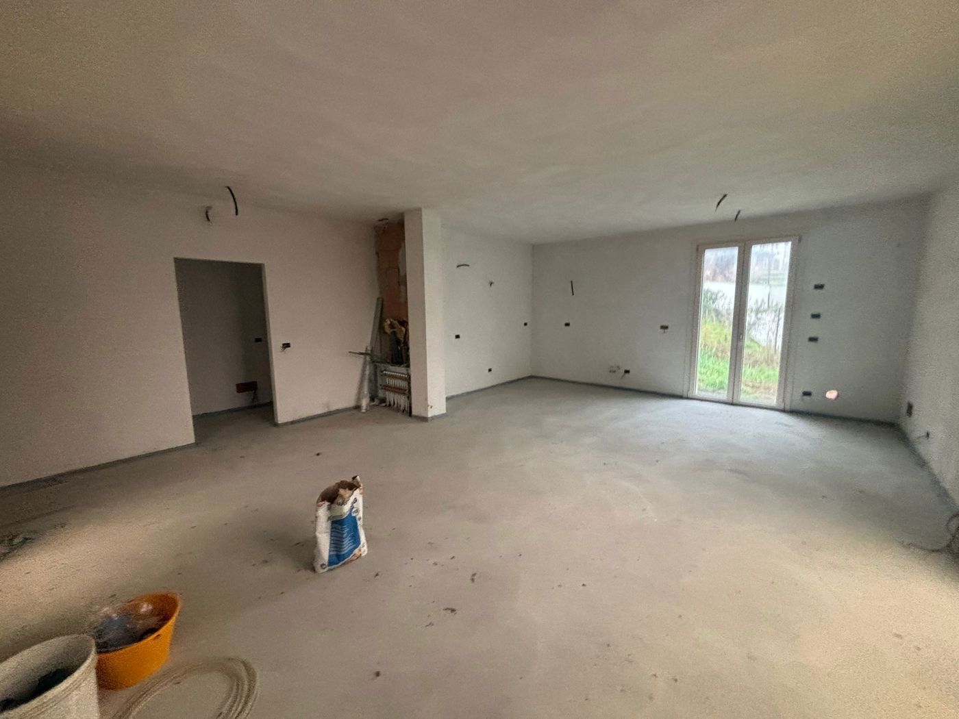 Villa con giardino a Stradella