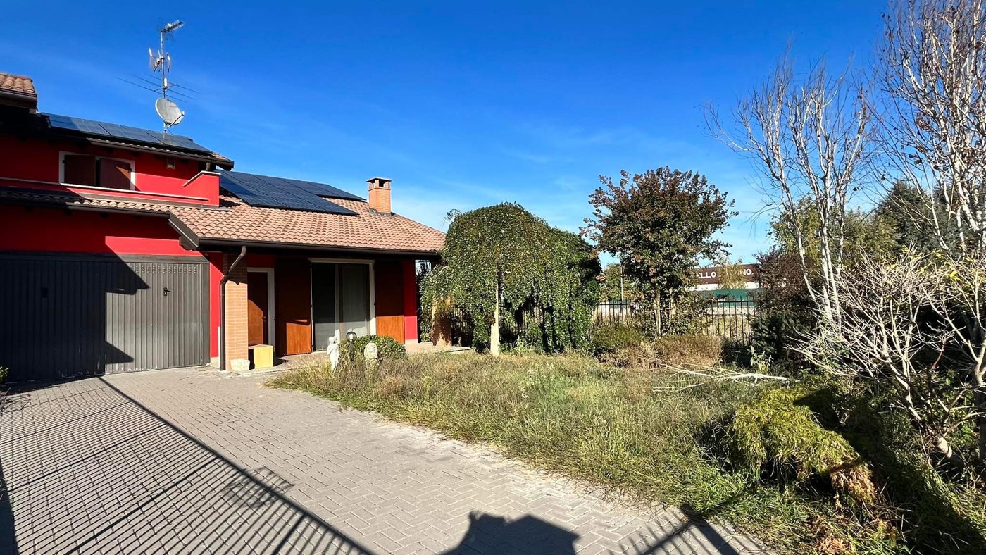 Villa con giardino a San Cipriano Po