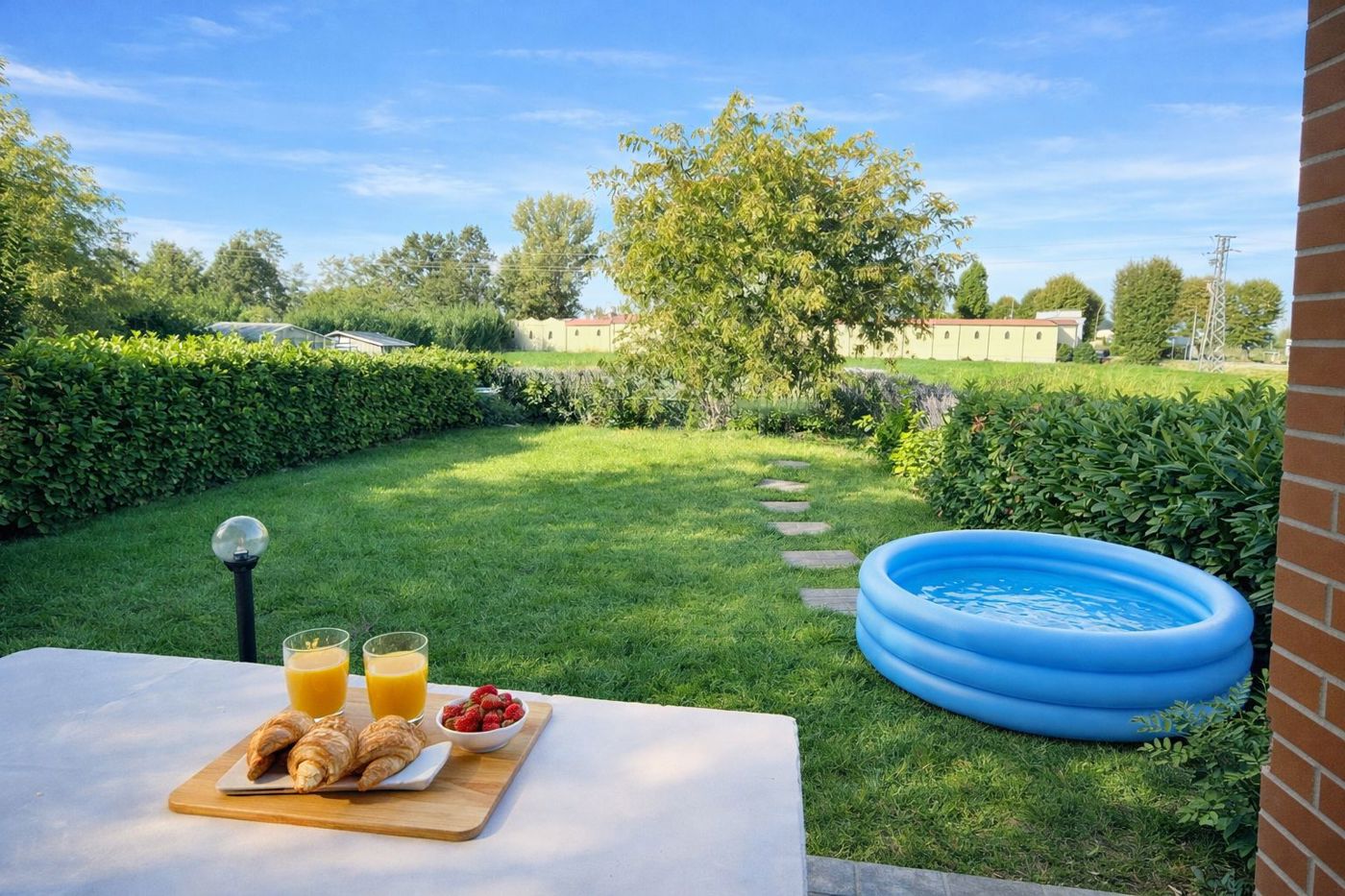 Villa con giardino a San Cipriano Po