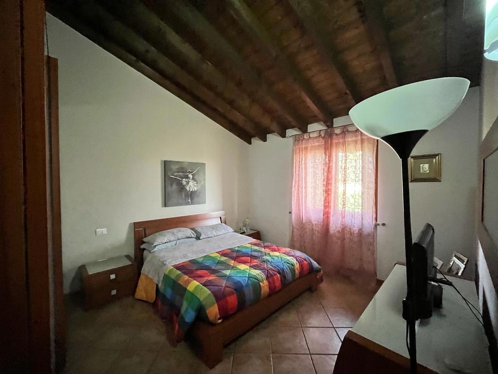 Villa con giardino a San Cipriano Po