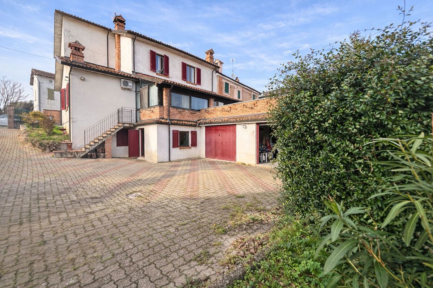 Rustico con giardino a Santa Giuletta