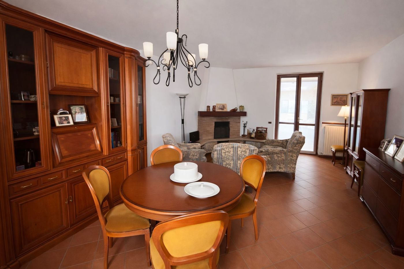 Rustico con giardino a Santa Giuletta