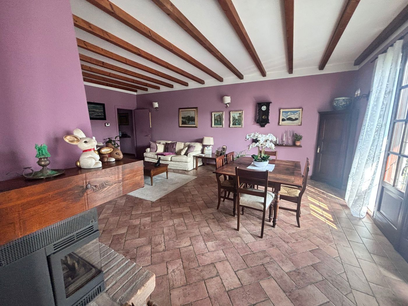 Villa con giardino a Stradella