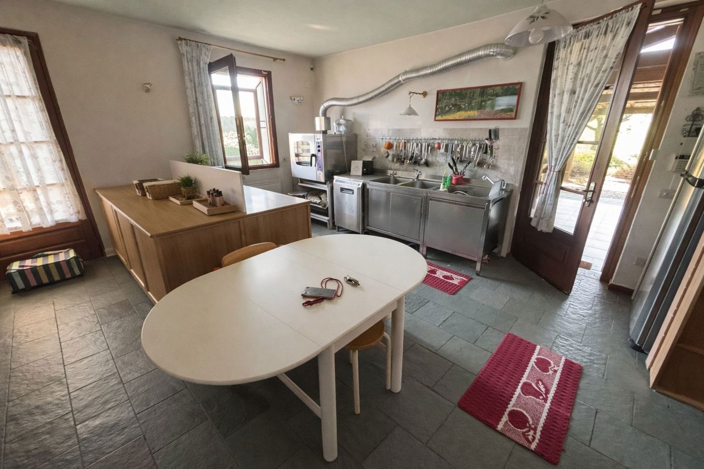 Villa con giardino a Castana