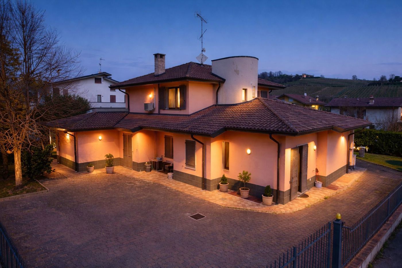 Villa in vendita a Casteggio