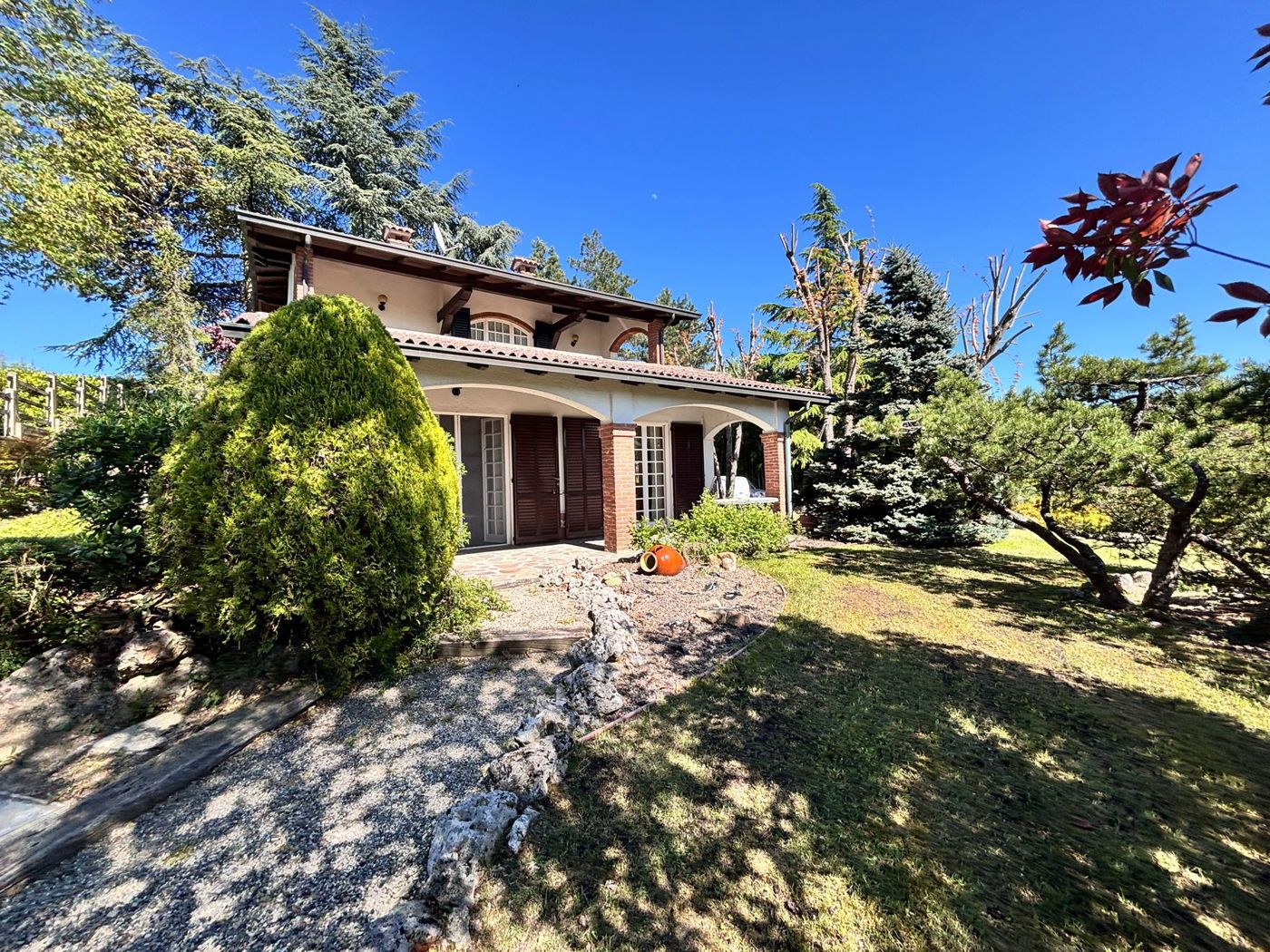 Villa in vendita a Colli Verdi