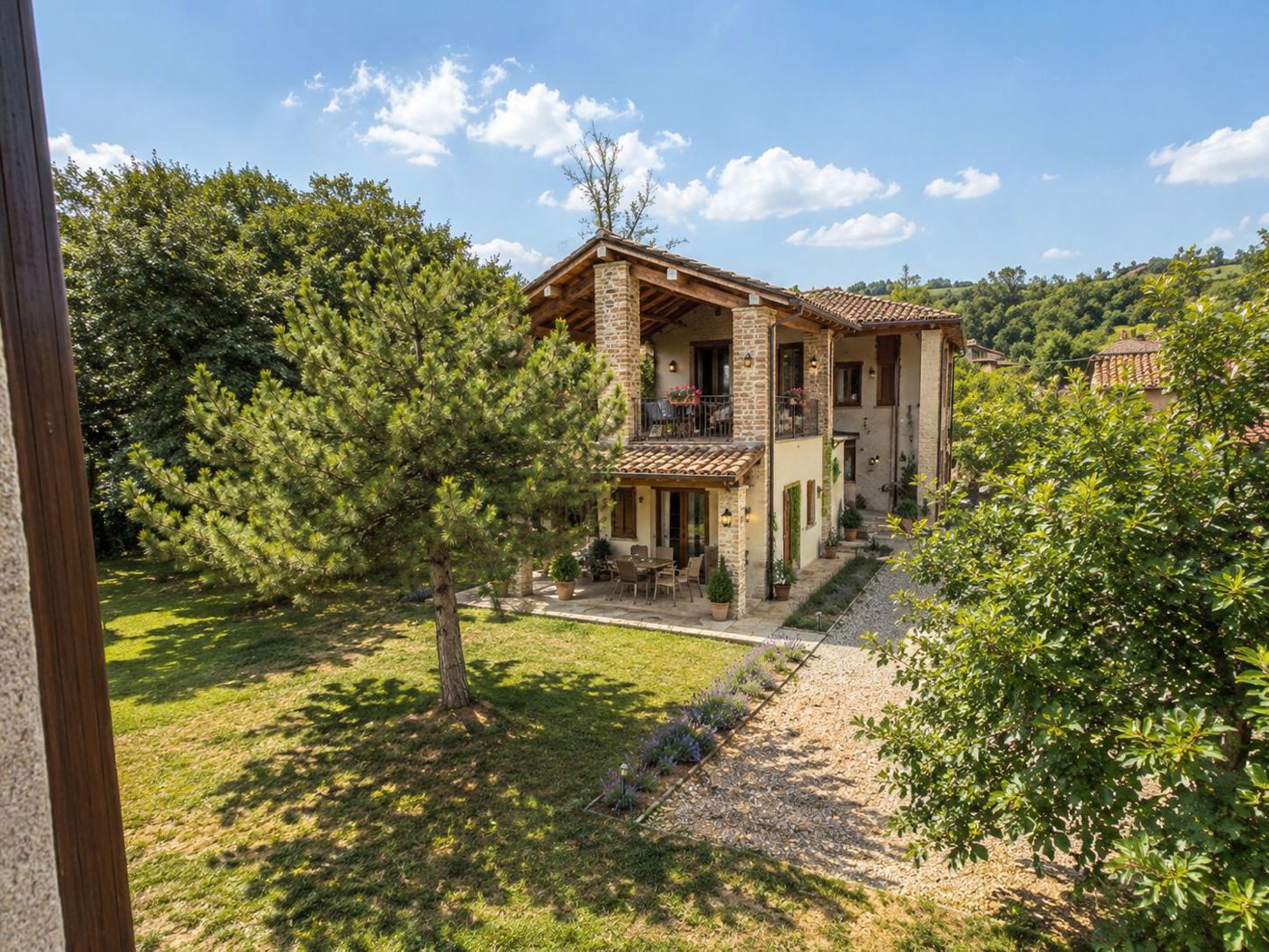 Casa indipendente ristrutturata a Pietra de' Giorgi