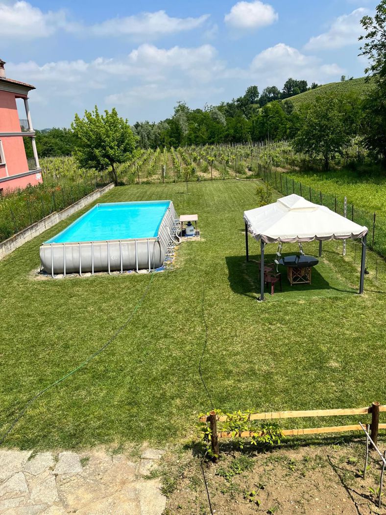 Villa con giardino a Santa Maria della Versa