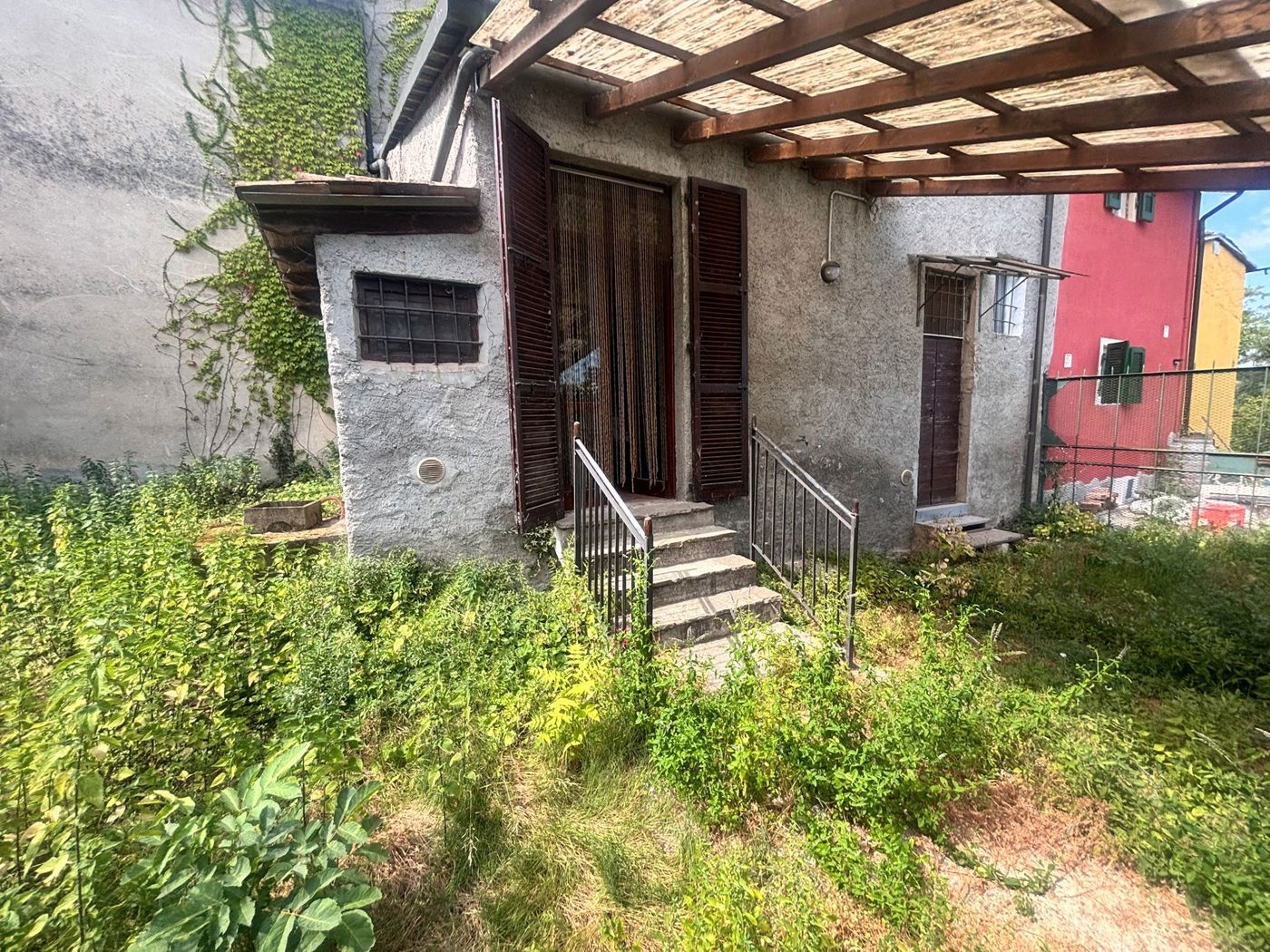 Casa indipendente con giardino a Mont� Beccaria