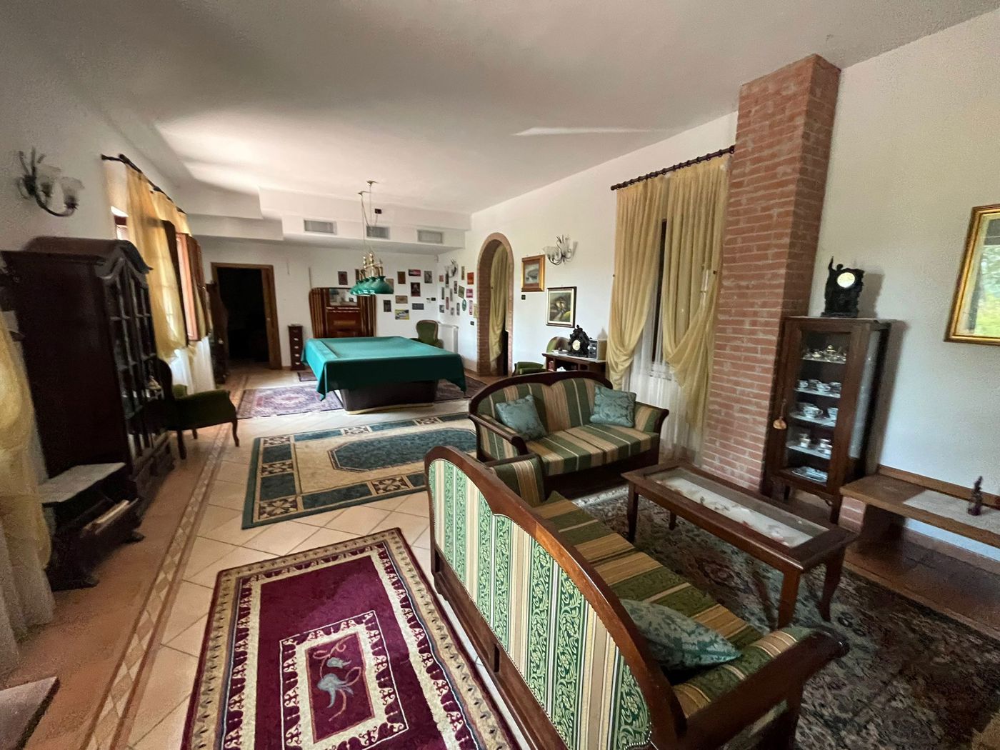 Villa in vendita a Ziano Piacentino
