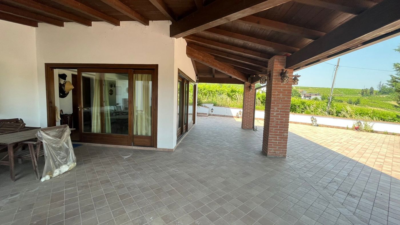 Villa in vendita a Ziano Piacentino