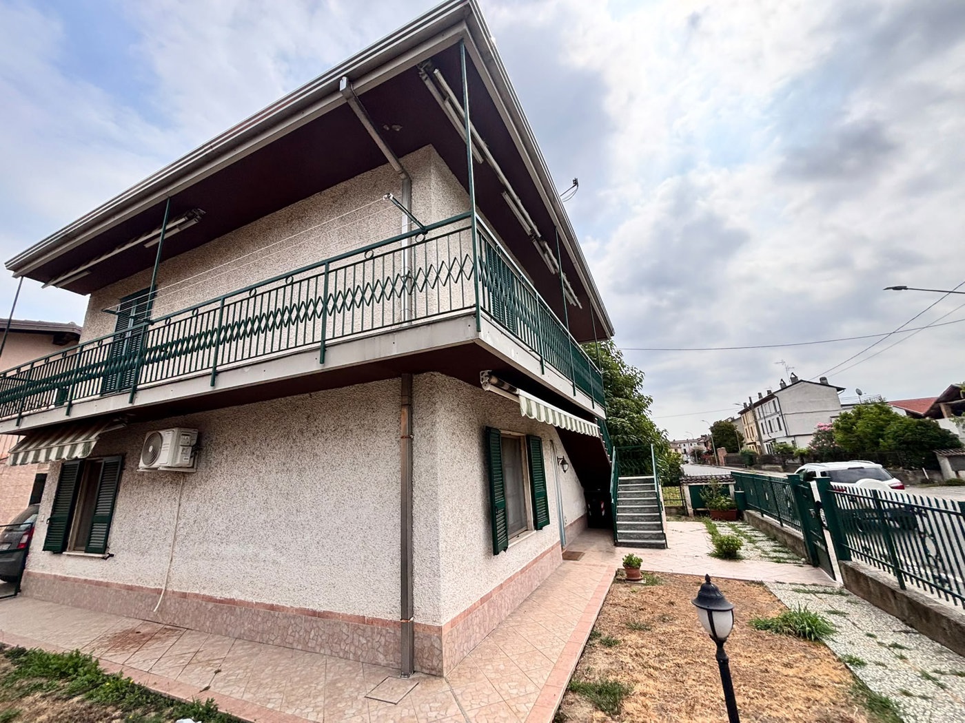 Villa Bifamiliare con giardino a Portalbera