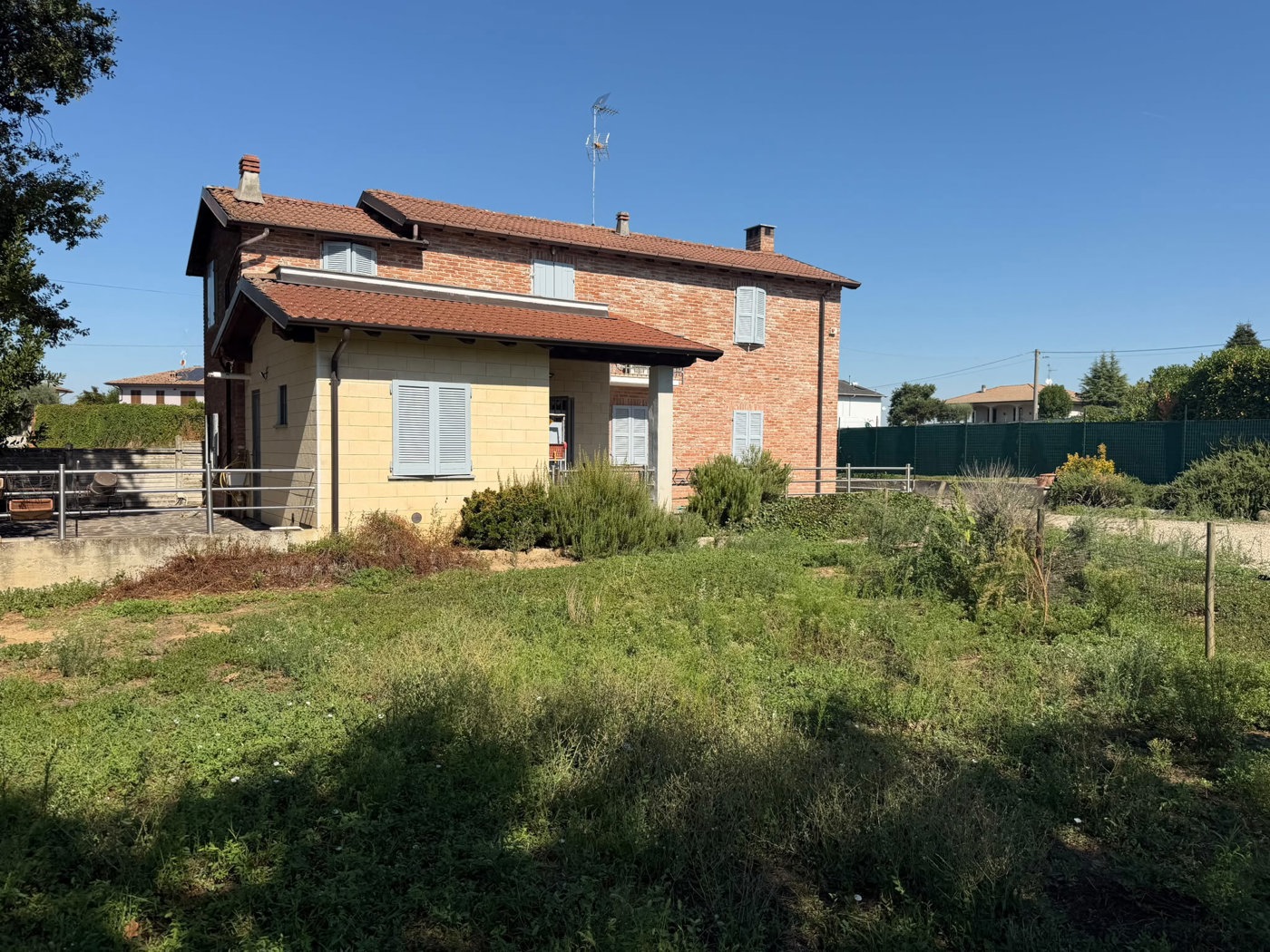 Casa indipendente con giardino a Torrazza Coste